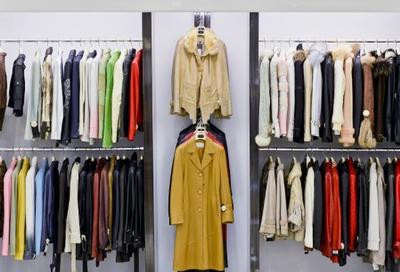 打工女孩创业逆袭 从零到年产值150万的服装零售传奇